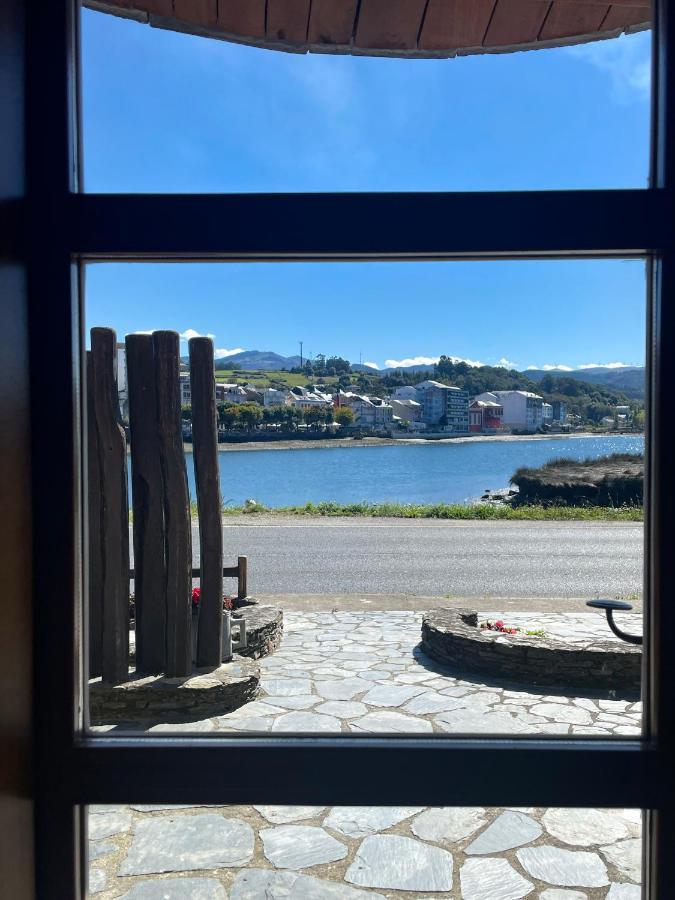 Casa Ria De Navia Guest House Exterior photo